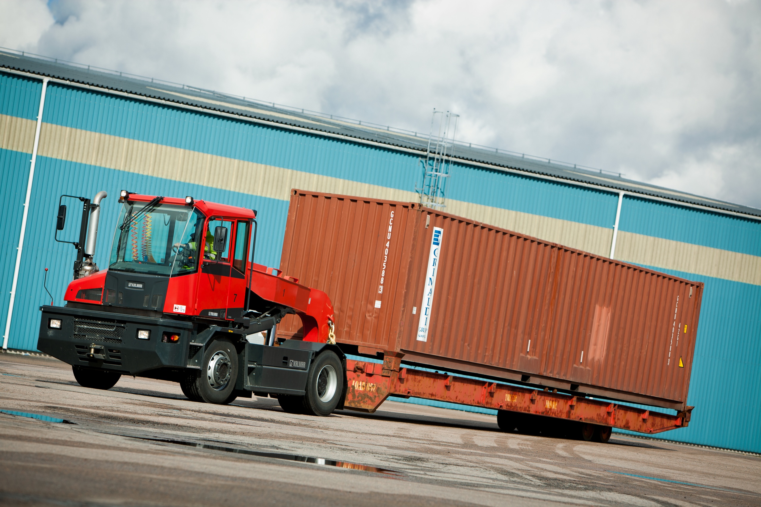 Kalmar Terminal Tractors For Container Handling | Kalmarglobal